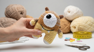 monstro de pelúcia among us crochê, azul, projeto divertido para todas as idades